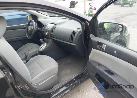2011 Nissan Sentra 2.0S z USA, uszkodzony, nr VIN 3N1AB6AP9BL628516
